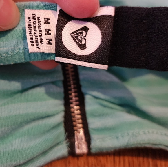 Throwback Roxy Bandeau Zip Top - Picture 3 of 3